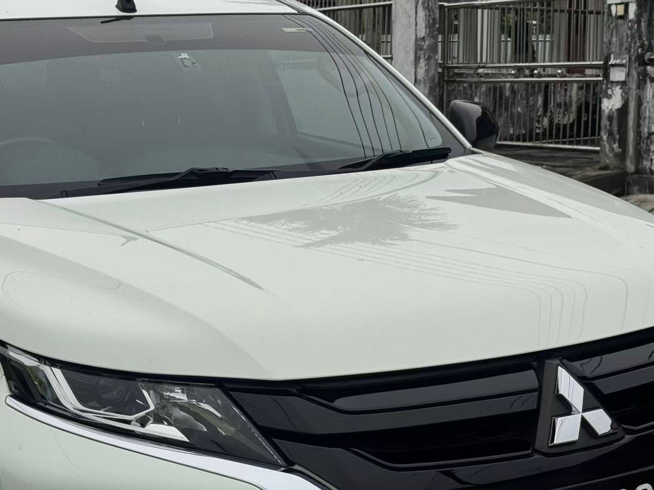 2022 Mitsubishi Triton 2.4 Manual gallery photo 3