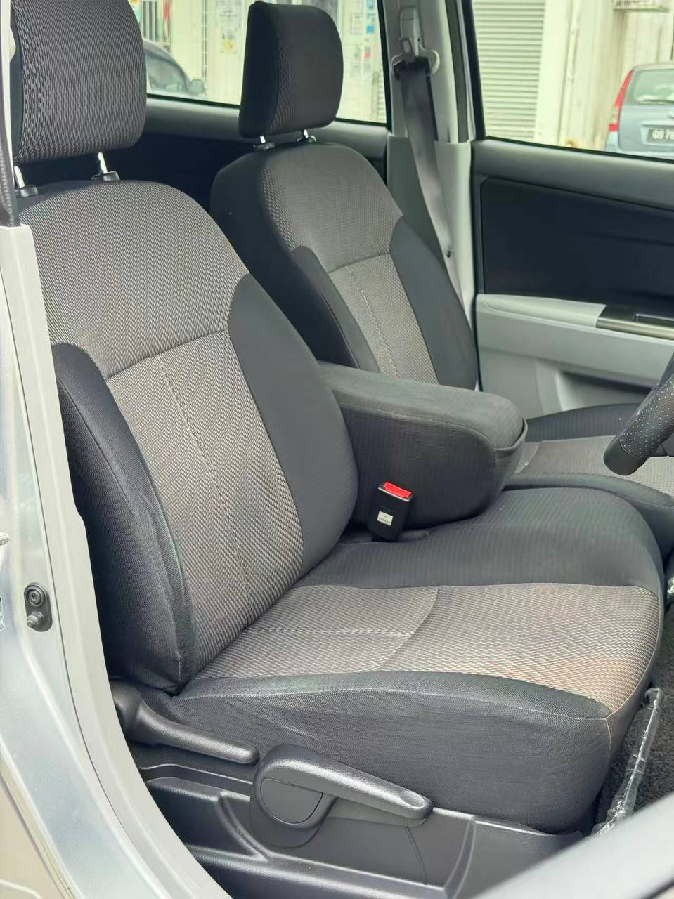 2013 Perodua Alza 1.5 Ezi Auto gallery photo 8