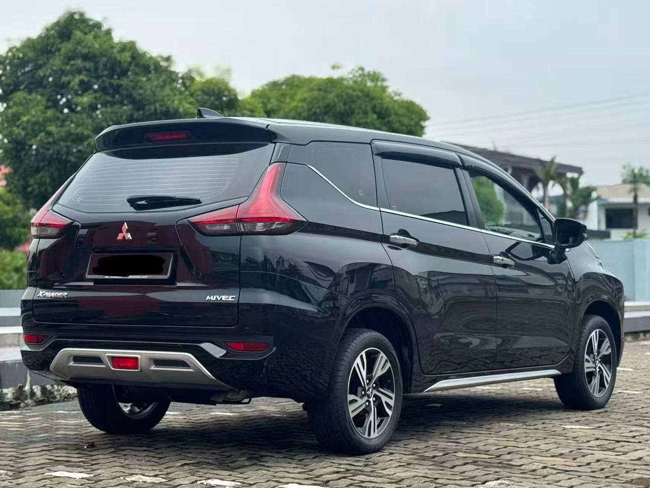 2024 Mitsubishi Xpander 1.5 Petrol gallery photo 3
